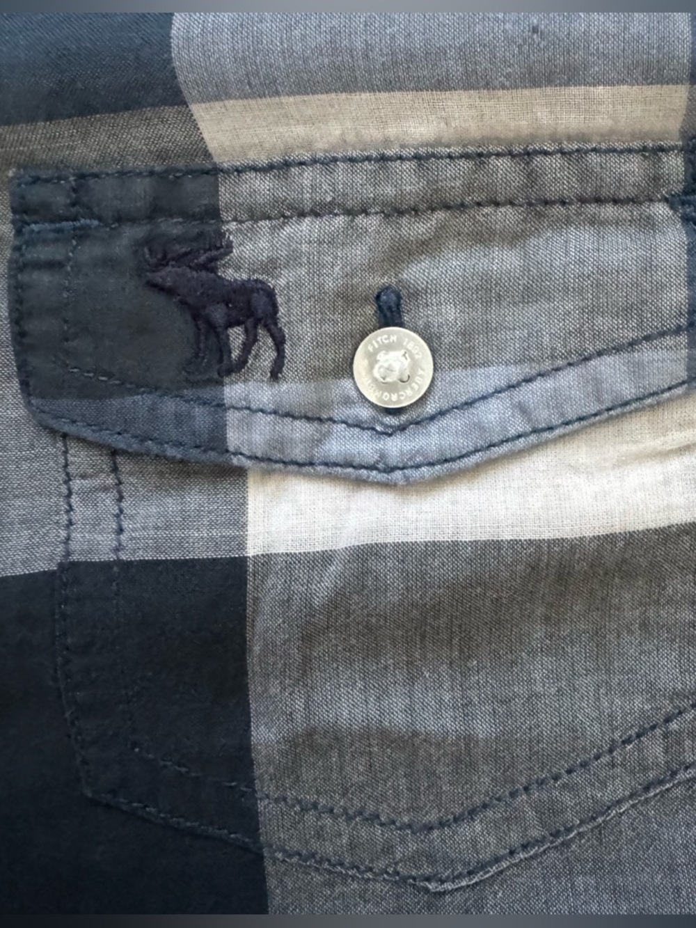 Abercrombie & Fitch Blue Plaid Sheer Button-Up Shirt Small - Picture 9 of 10